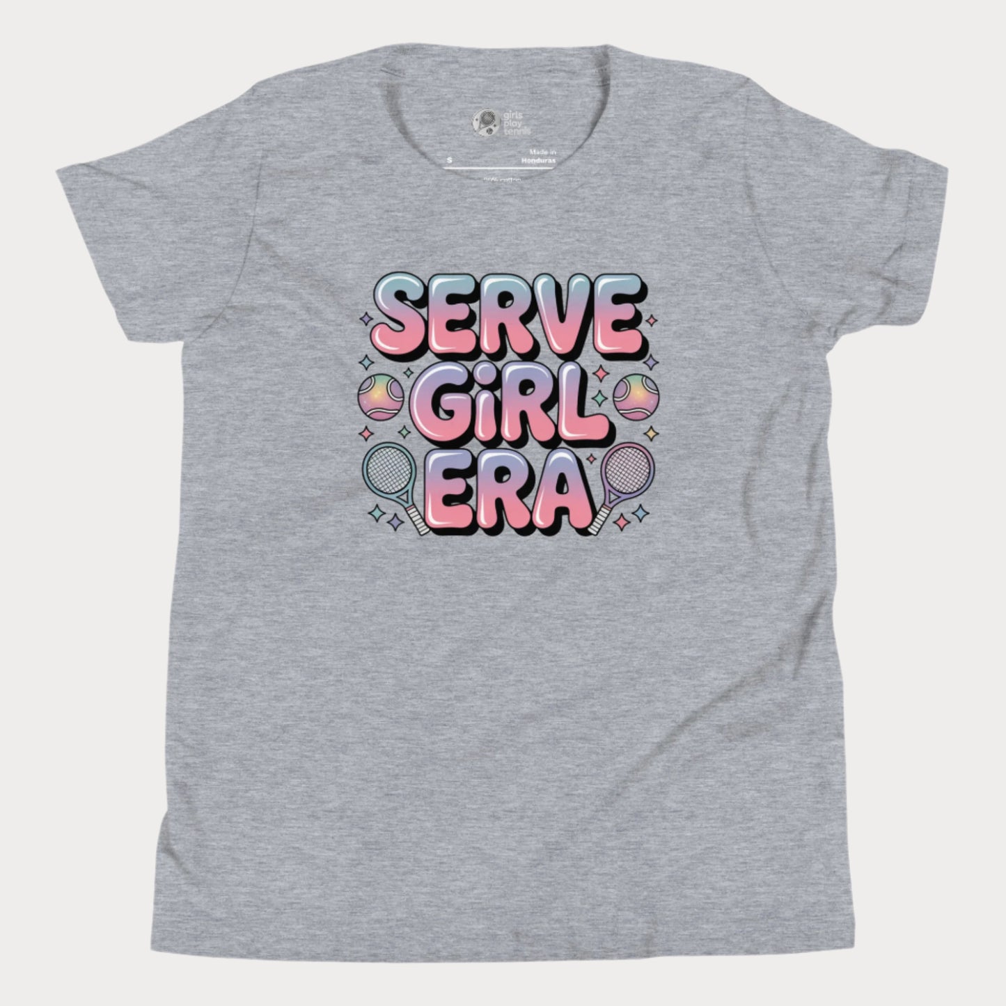 Serve Girl Era tennis t-shirt for girls with bold typography and playful tennis accents – perfect for hard court season.