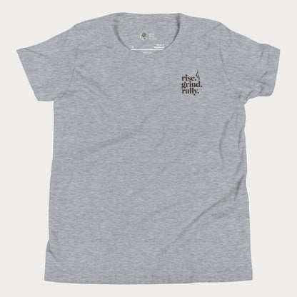 Grey tennis t-shirt with Rise Grind Rally pocket-print graphic – Girls Play Tennis apparel.