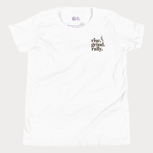 White tennis t-shirt with Rise Grind Rally pocket-print graphic – Girls Play Tennis apparel